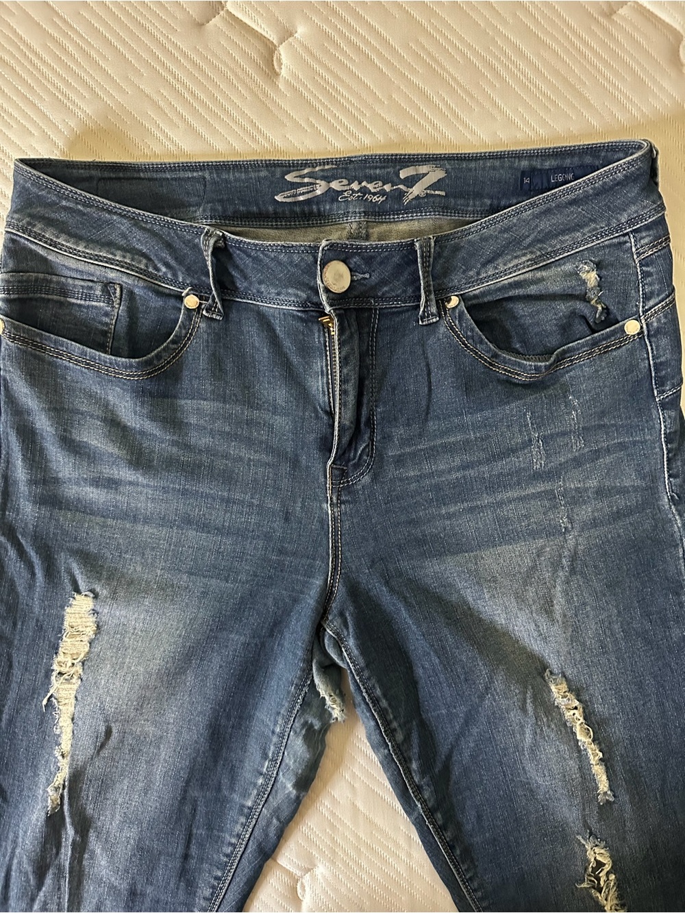 Seven7 Women's Ripped Dark Blue Skinny Jeans